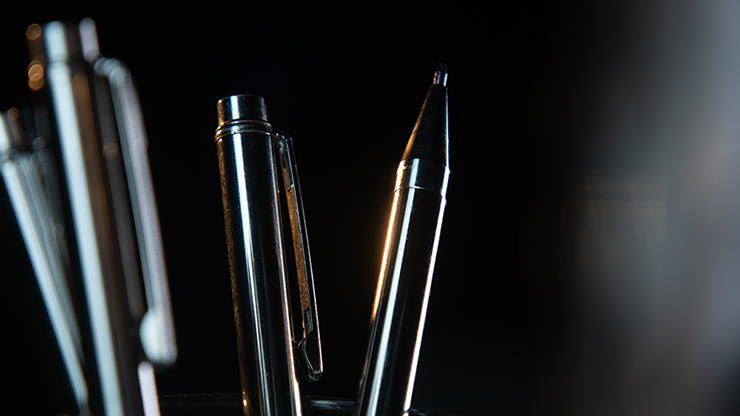 Penna Attraverso la Banconota - The Perfect Pen - by John Cornelius