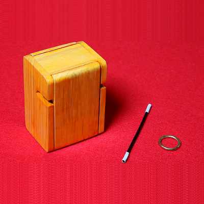 Kennard Mystery Box - Close-Up